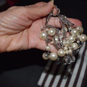 Henri Bendel bracelet